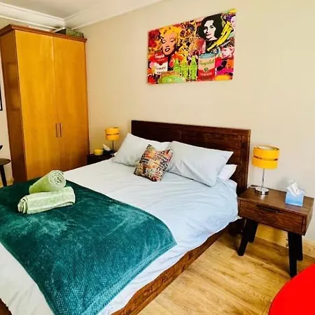 بيت ضيافة Prime En-suite In The Heart Of