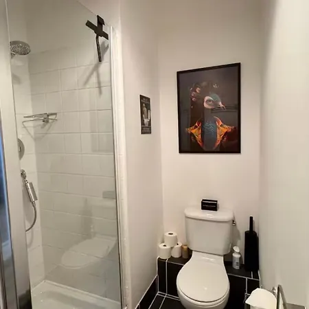 Prime En-suite In The Heart Of Gæstehus 3*