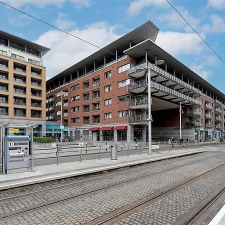 Prime En-suite In The Heart Of 招待所 *