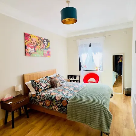 Prime En-suite In The Heart Of Gæstehus Dublin