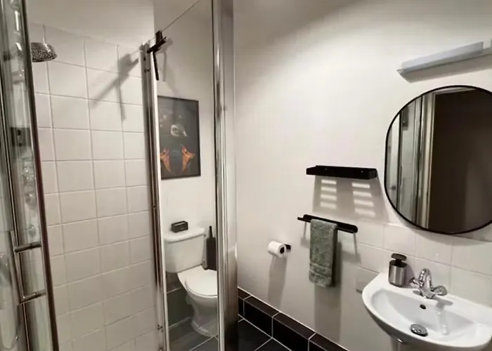 Prime En-suite In The Heart Of *