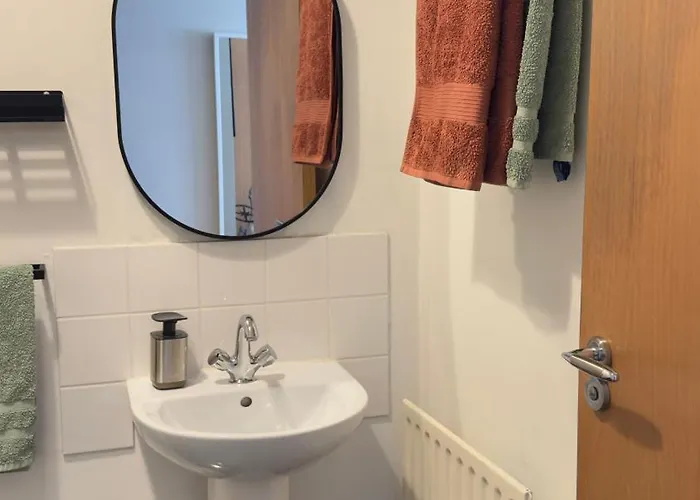 بيت ضيافة Prime En-suite In The Heart Of